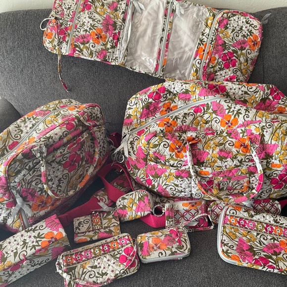 Vera Bradley Bundle. Tea Garden , retired pattern - Picture 1 of 12